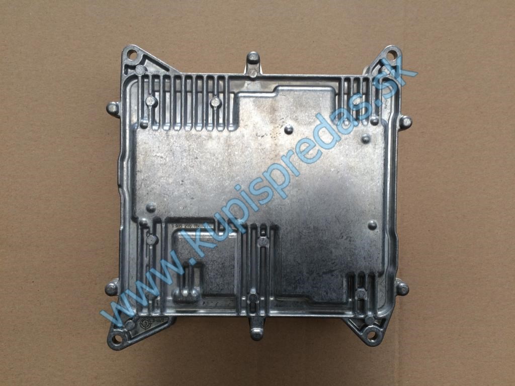 ECU riadiaca jednotka motora BMW 3 F30 F31 / BMW 4 F32 F33 F36  